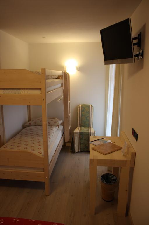 Agriturismo Pianrestel Cavalese Δωμάτιο φωτογραφία